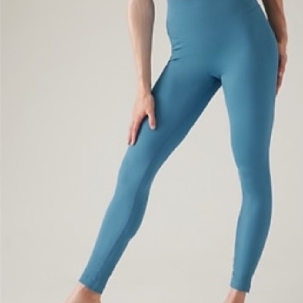 Athleta Aurora Seamless Tight